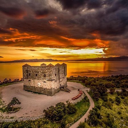 Rougemarin Apartments Senj  Eksteriør billede